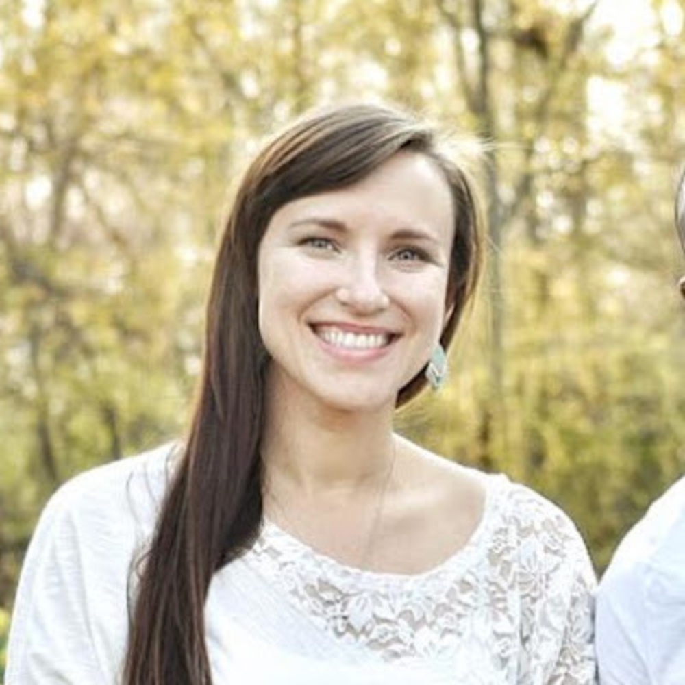 Meet your Posher, Alicia